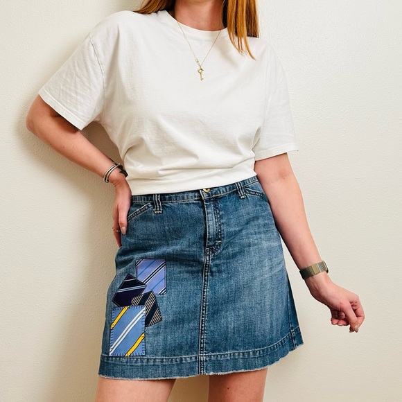 Vintage Tommy Hilfiger Denim Jean Skirt Patchwork Mini Y2K - Picture 2 of 11
